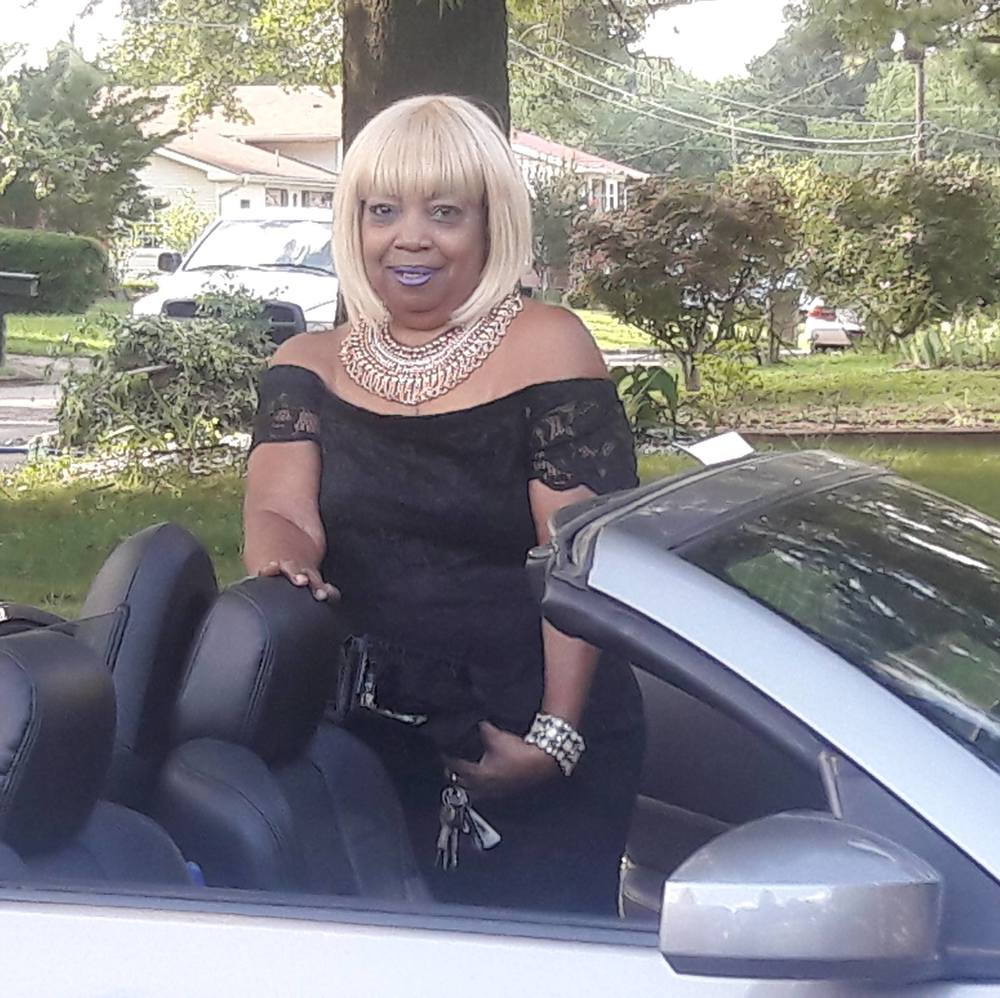 Meet your Posher, Shirley